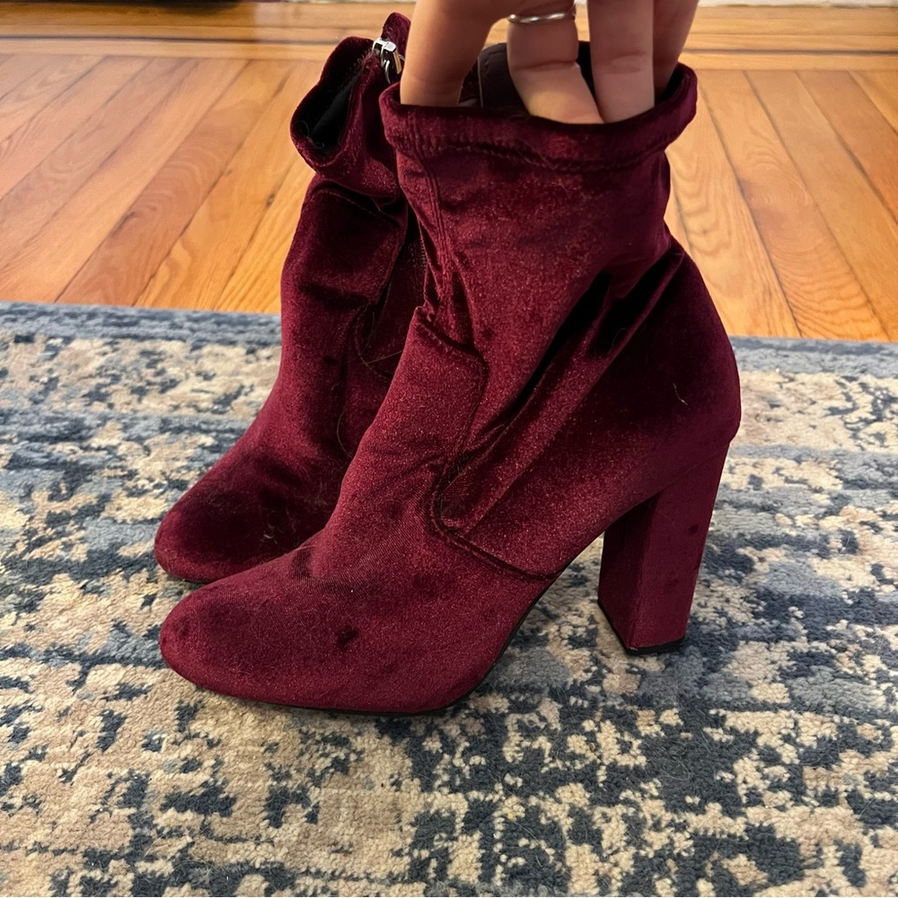 Steve Madden Burgundy Velvet Heeled Boots